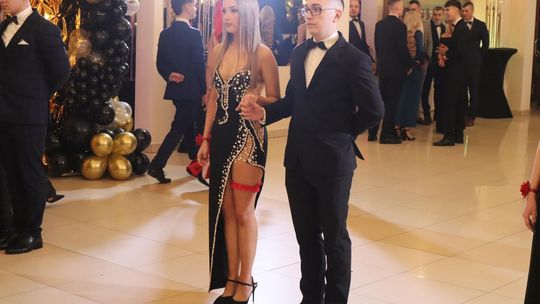 Studniówka 2025 - Zespół Szkół Gastronomicznych i Hotelarskich w Chełmie [GALERIA ZDJĘĆ]