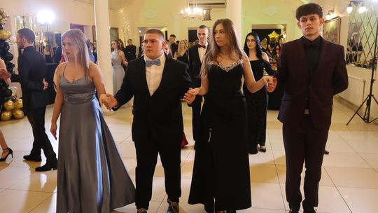 Studniówka 2025 - Zespół Szkół Gastronomicznych i Hotelarskich w Chełmie [GALERIA ZDJĘĆ]