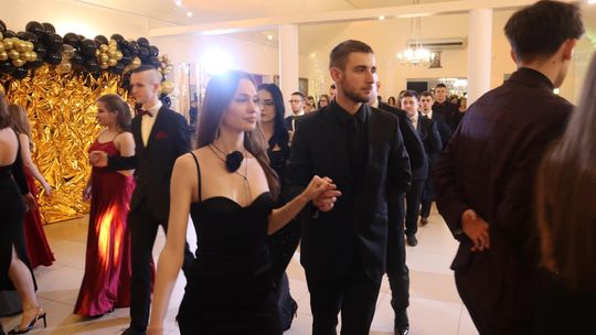 Studniówka 2025 - Zespół Szkół Gastronomicznych i Hotelarskich w Chełmie [GALERIA ZDJĘĆ]