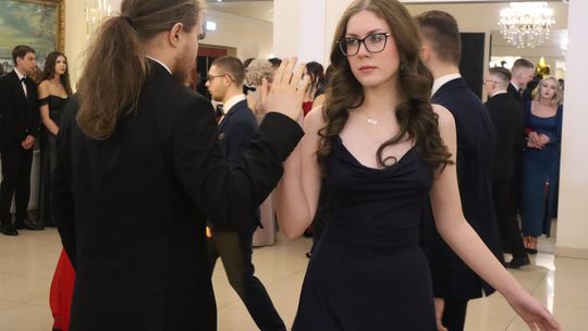 Studniówka 2025 - Zespół Szkół Gastronomicznych i Hotelarskich w Chełmie [GALERIA ZDJĘĆ]