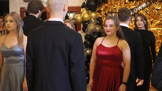 Studniówka 2025 - Zespół Szkół Gastronomicznych i Hotelarskich w Chełmie [GALERIA ZDJĘĆ]