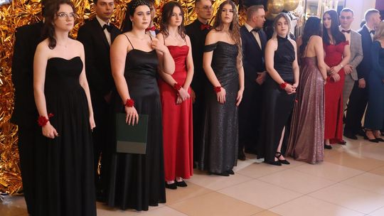 Studniówka 2025 - Zespół Szkół Gastronomicznych i Hotelarskich w Chełmie [GALERIA ZDJĘĆ]