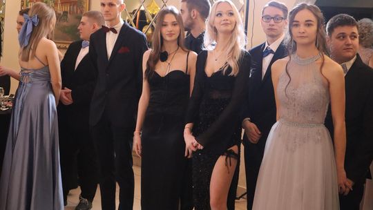 Studniówka 2025 - Zespół Szkół Gastronomicznych i Hotelarskich w Chełmie [GALERIA ZDJĘĆ]