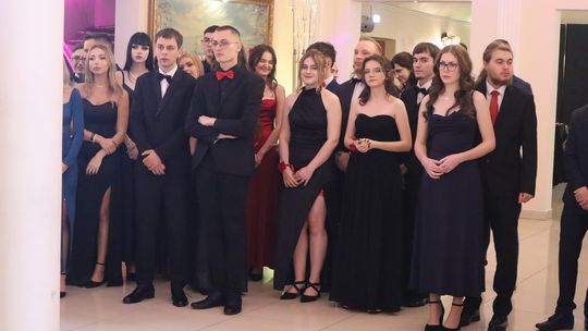 Studniówka 2025 - Zespół Szkół Gastronomicznych i Hotelarskich w Chełmie [GALERIA ZDJĘĆ]