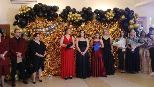 Studniówka 2025 - Zespół Szkół Gastronomicznych i Hotelarskich w Chełmie [GALERIA ZDJĘĆ]