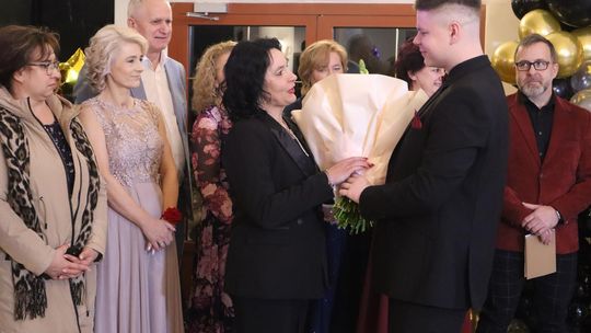 Studniówka 2025 - Zespół Szkół Gastronomicznych i Hotelarskich w Chełmie [GALERIA ZDJĘĆ]