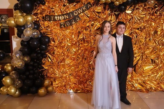 Studniówka 2025 - Zespół Szkół Gastronomicznych i Hotelarskich w Chełmie [GALERIA ZDJĘĆ]