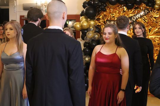 Studniówka 2025 - Zespół Szkół Gastronomicznych i Hotelarskich w Chełmie [GALERIA ZDJĘĆ]