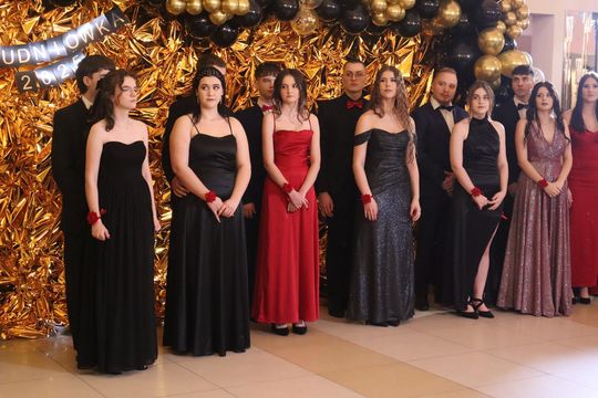 Studniówka 2025 - Zespół Szkół Gastronomicznych i Hotelarskich w Chełmie [GALERIA ZDJĘĆ]