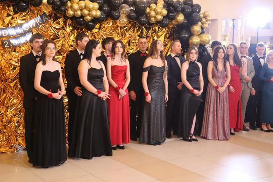 Studniówka 2025 - Zespół Szkół Gastronomicznych i Hotelarskich w Chełmie [GALERIA ZDJĘĆ]