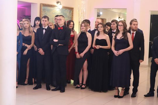 Studniówka 2025 - Zespół Szkół Gastronomicznych i Hotelarskich w Chełmie [GALERIA ZDJĘĆ]