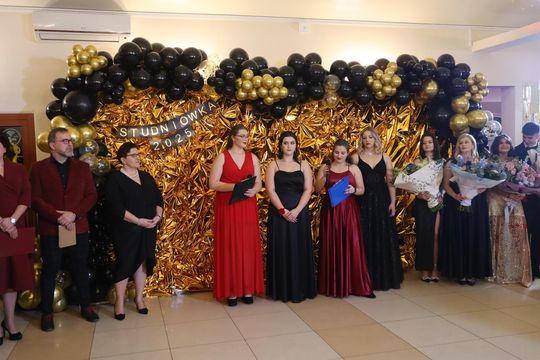 Studniówka 2025 - Zespół Szkół Gastronomicznych i Hotelarskich w Chełmie [GALERIA ZDJĘĆ]