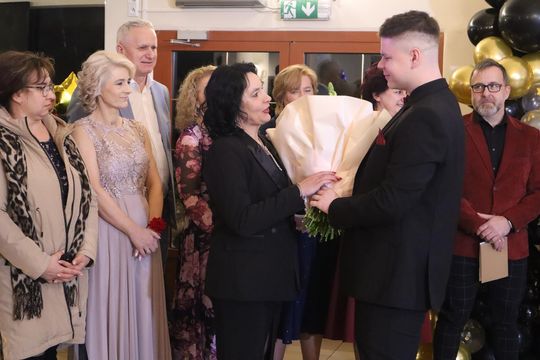 Studniówka 2025 - Zespół Szkół Gastronomicznych i Hotelarskich w Chełmie [GALERIA ZDJĘĆ]