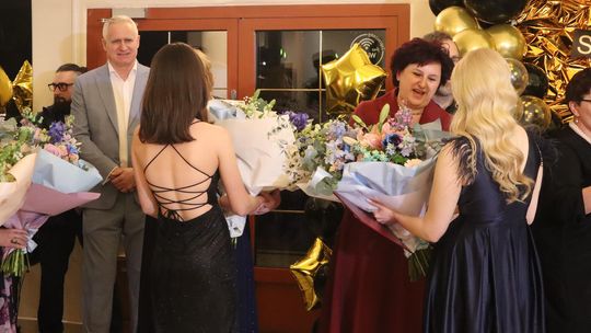 Studniówka 2025 - Zespół Szkół Gastronomicznych i Hotelarskich w Chełmie [GALERIA ZDJĘĆ]