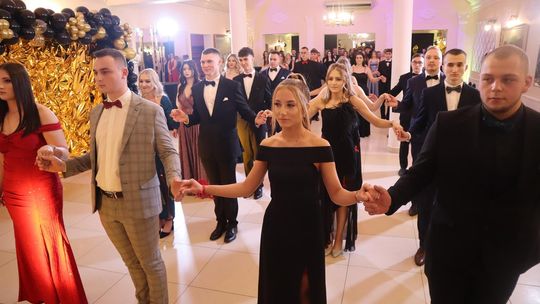 Studniówka 2025 - Zespół Szkół Gastronomicznych i Hotelarskich w Chełmie [GALERIA ZDJĘĆ]