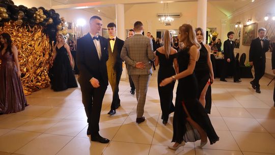 Studniówka 2025 - Zespół Szkół Gastronomicznych i Hotelarskich w Chełmie [GALERIA ZDJĘĆ]