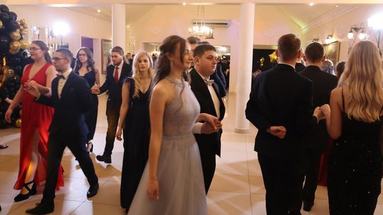 Studniówka 2025 - Zespół Szkół Gastronomicznych i Hotelarskich w Chełmie [GALERIA ZDJĘĆ]