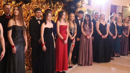 Studniówka 2025 - Zespół Szkół Gastronomicznych i Hotelarskich w Chełmie [GALERIA ZDJĘĆ]