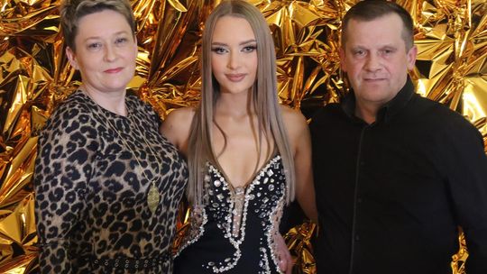 Studniówka 2025 - Zespół Szkół Gastronomicznych i Hotelarskich w Chełmie [GALERIA ZDJĘĆ]