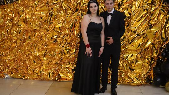 Studniówka 2025 - Zespół Szkół Gastronomicznych i Hotelarskich w Chełmie [GALERIA ZDJĘĆ]