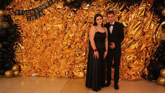 Studniówka 2025 - Zespół Szkół Gastronomicznych i Hotelarskich w Chełmie [GALERIA ZDJĘĆ]