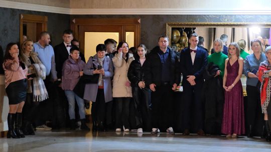 Studniówka 2025 - Zespół Szkół Ekonomicznych i Mundurowych w Chełmie cz. I [GALERIA ZDJĘĆ]