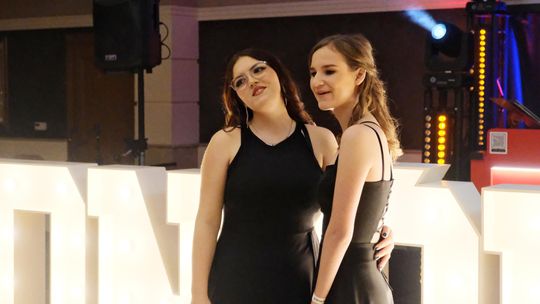 Studniówka 2025 - Zespół Szkół Ekonomicznych i Mundurowych w Chełmie cz. I [GALERIA ZDJĘĆ]