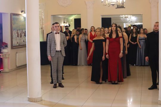 Studniówka 2025 - Zespół Szkół Gastronomicznych i Hotelarskich w Chełmie [GALERIA ZDJĘĆ]