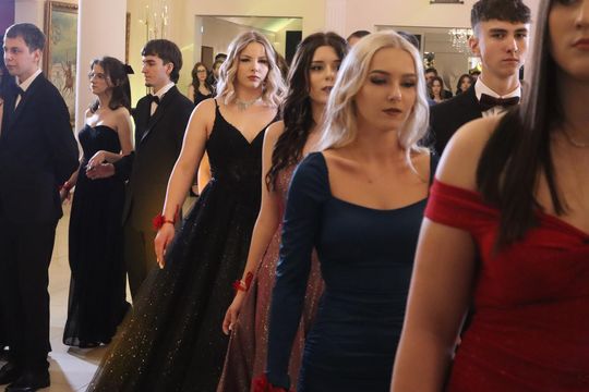 Studniówka 2025 - Zespół Szkół Gastronomicznych i Hotelarskich w Chełmie [GALERIA ZDJĘĆ]