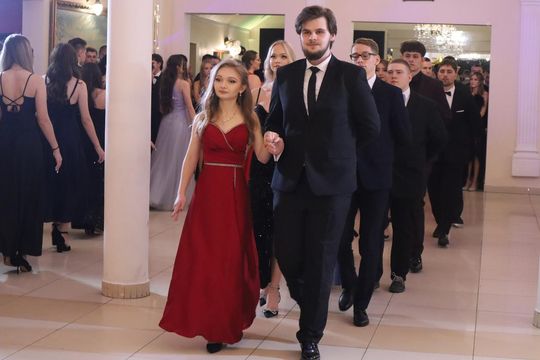 Studniówka 2025 - Zespół Szkół Gastronomicznych i Hotelarskich w Chełmie [GALERIA ZDJĘĆ]