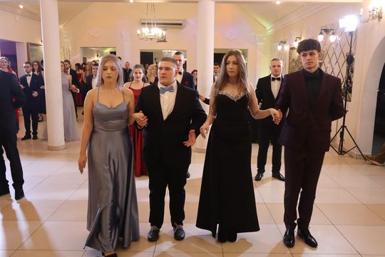 Studniówka 2025 - Zespół Szkół Gastronomicznych i Hotelarskich w Chełmie [GALERIA ZDJĘĆ]