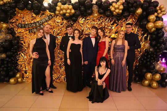 Studniówka 2025 - Zespół Szkół Gastronomicznych i Hotelarskich w Chełmie [GALERIA ZDJĘĆ]