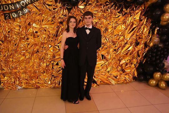 Studniówka 2025 - Zespół Szkół Gastronomicznych i Hotelarskich w Chełmie [GALERIA ZDJĘĆ]