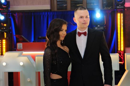 Studniówka 2025 - Zespół Szkół Ekonomicznych i Mundurowych w Chełmie cz. I [GALERIA ZDJĘĆ]