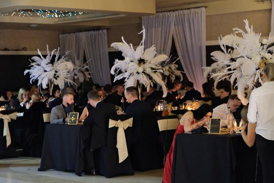 Studniówka 2025 - Zespół Szkół Ekonomicznych i Mundurowych w Chełmie cz. I [GALERIA ZDJĘĆ]