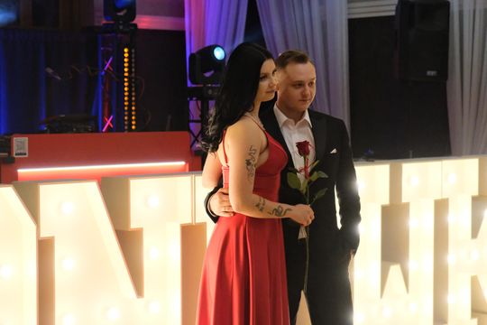 Studniówka 2025 - Zespół Szkół Ekonomicznych i Mundurowych w Chełmie cz. I [GALERIA ZDJĘĆ]