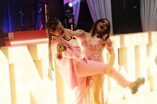 Studniówka 2025 - Zespół Szkół Ekonomicznych i Mundurowych w Chełmie cz. I [GALERIA ZDJĘĆ]