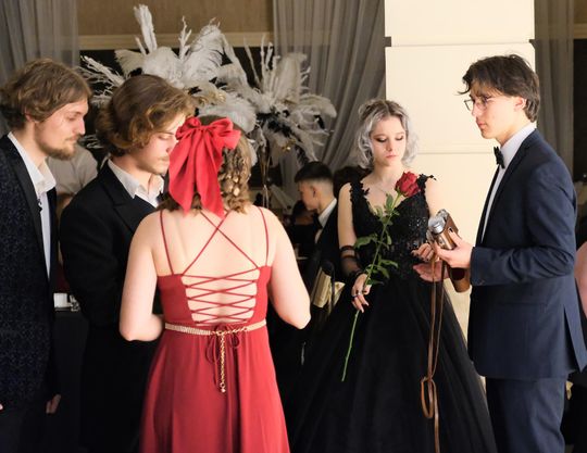 Studniówka 2025 - Zespół Szkół Ekonomicznych i Mundurowych w Chełmie cz. I [GALERIA ZDJĘĆ]