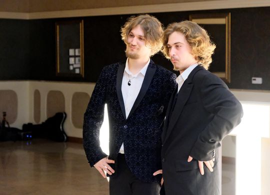 Studniówka 2025 - Zespół Szkół Ekonomicznych i Mundurowych w Chełmie cz. I [GALERIA ZDJĘĆ]