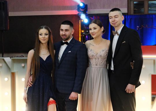 Studniówka 2025 - Zespół Szkół Ekonomicznych i Mundurowych w Chełmie cz. I [GALERIA ZDJĘĆ]