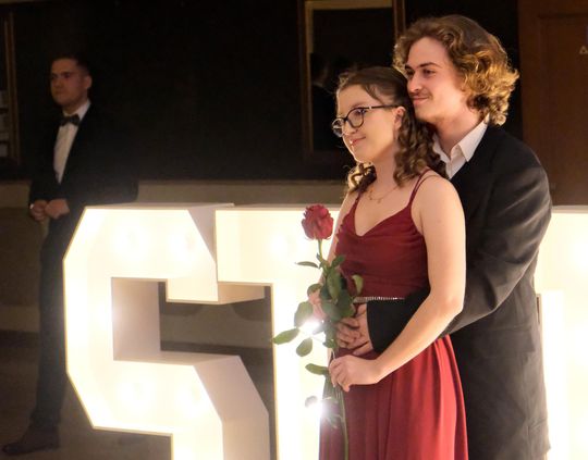 Studniówka 2025 - Zespół Szkół Ekonomicznych i Mundurowych w Chełmie cz. I [GALERIA ZDJĘĆ]