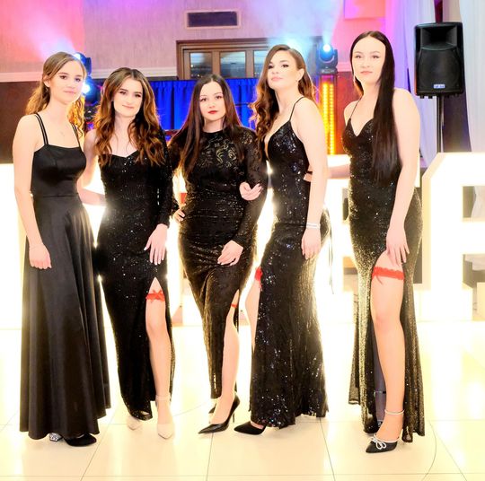 Studniówka 2025 - Zespół Szkół Ekonomicznych i Mundurowych w Chełmie cz. I [GALERIA ZDJĘĆ]