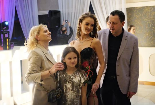 Studniówka 2025 - Zespół Szkół Ekonomicznych i Mundurowych w Chełmie cz. I [GALERIA ZDJĘĆ]