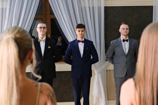 Studniówka 2025 - Zespół Szkół Ekonomicznych i Mundurowych w Chełmie cz. I [GALERIA ZDJĘĆ]