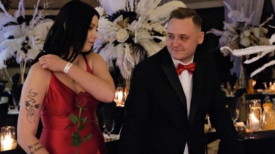 Studniówka 2025 - Zespół Szkół Ekonomicznych i Mundurowych w Chełmie cz. II [GALERIA ZDJĘĆ]