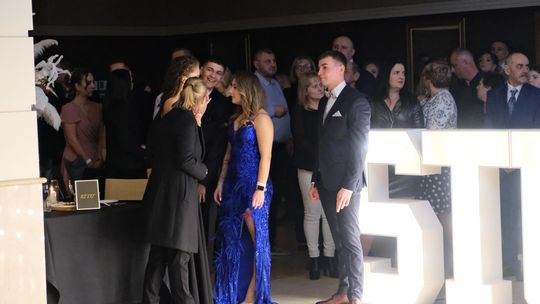 Studniówka 2025 - Zespół Szkół Ekonomicznych i Mundurowych w Chełmie cz. II [GALERIA ZDJĘĆ]