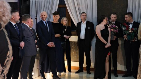 Studniówka 2025 - Zespół Szkół Ekonomicznych i Mundurowych w Chełmie cz. II [GALERIA ZDJĘĆ]