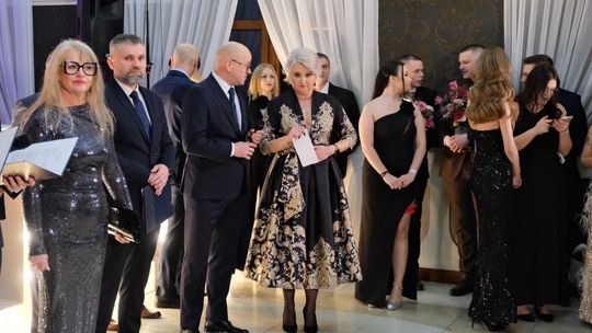 Studniówka 2025 - Zespół Szkół Ekonomicznych i Mundurowych w Chełmie cz. II [GALERIA ZDJĘĆ]