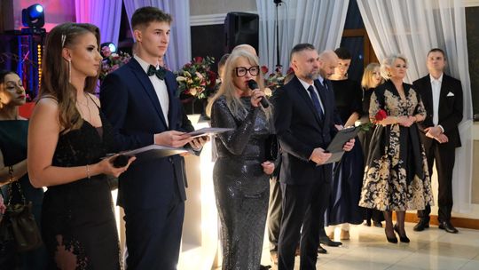 Studniówka 2025 - Zespół Szkół Ekonomicznych i Mundurowych w Chełmie cz. II [GALERIA ZDJĘĆ]