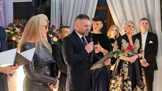 Studniówka 2025 - Zespół Szkół Ekonomicznych i Mundurowych w Chełmie cz. II [GALERIA ZDJĘĆ]